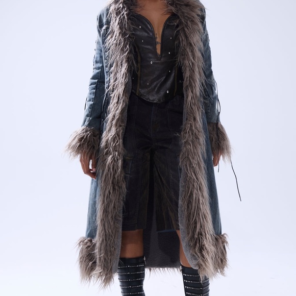 New Akira Sade Fur Trimmed Denim Full Length Coat Size M - Picture 2 of 4
